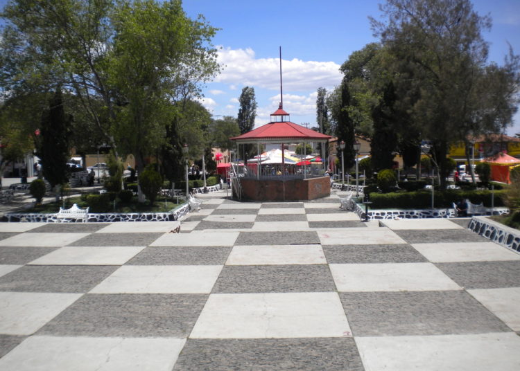 Por laudos, embargan cuentas y terrenos del municipio de Singuilucan