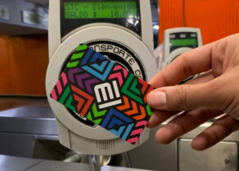 La nueva Tarjeta de Movilidad Integrada de la CDMX garantizará viajes gratuitos para adultos mayores