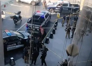 Balacera al interior de Plaza Andares, en Zapopan, deja al menos 2 muertos