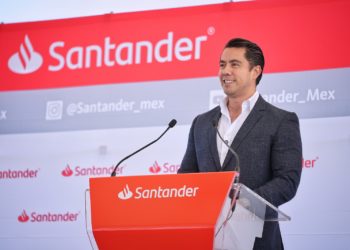 Necesario trabajar todos juntos para proteger a Querétaro: Felifer Macías