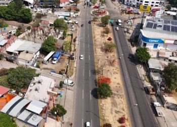 Rehabilitan carretera de Viguera a Brenamiel, que embellece entrada a la capital oaxaqueña