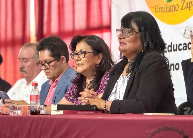 Magistrada Fuentes Jiménez expone su visión transformadora del Poder Judicial en foro académico de la UPREZ