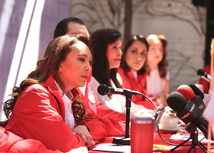 Exhibe PRI la grave crisis del sector salud y plantea soluciones reales