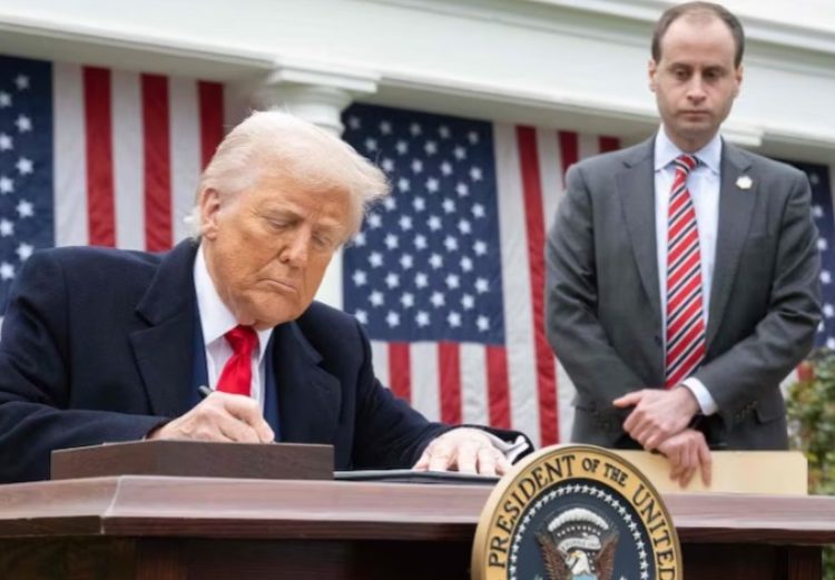 Claudia es estupenda, dice Trump. Luego, amenaza a México por deuda de agua con Texas