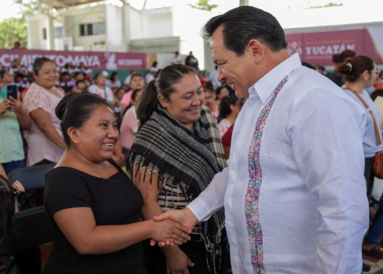 Tarjetas Mujeres Renacimiento llegarán sin intermediarios a sectores más vulnerables