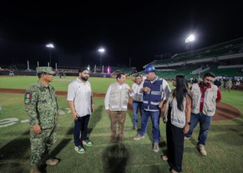 Supervisan obras del Estadio Kukulcán previo a su reapertura
