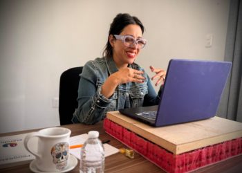 Eréndira Fierro propone formación flexible para facilitar la inserción laboral de la UAEMéx