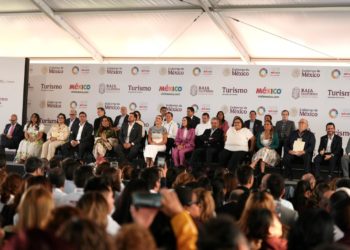 Abelina López fortalece la presencia de Acapulco en el Tianguis Turístico 2025