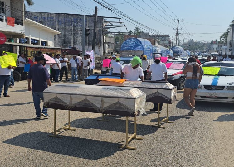 Suspenden transporte público en Acapulco por inseguridad