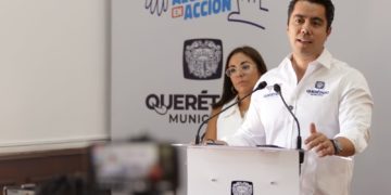 Presenta Felifer Macías plataforma Bus Municipal