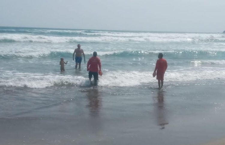 Alertan por mar de fondo desde Santiago Pinotepa Nacional hasta San Mateo del Mar, Oaxaca