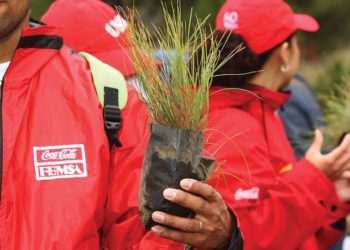Coca-Cola FEMSA fortalece reciclaje sostenible con SUSTENTAPET