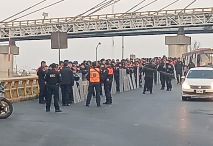 Blindan el aeropuerto capitalino ante posible bloqueo de la CNTE