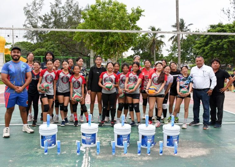 Coatzacoalcos entrega apoyos durante jornada “Gobierno de Puertas Abiertas”