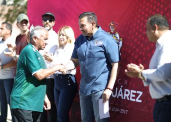 Entrega alcalde de Ciudad Juárez parque Eduardo Barbacheno en el fraccionamiento Hacienda de las Torres
