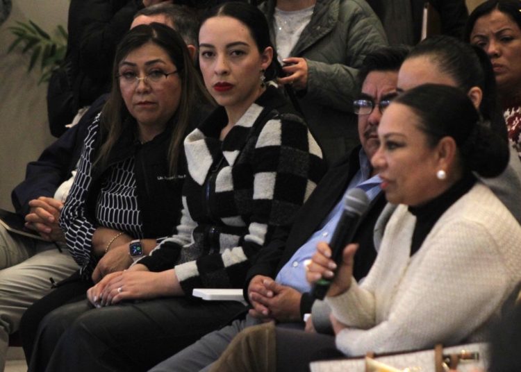 Alcaldesa de Tulancingo participa en reunión del comité estatal de emergencias