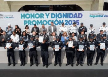 Reconoce Atizapán a policías con entrega de grados de ‘Honor y Dignidad 2025’
