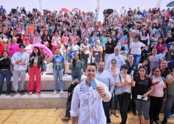 Arranca Felifer Macías el programa social más ambicioso de la historia: El Extra