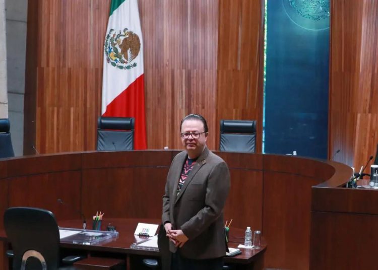 No hay falta electoral en críticas a elección judicial, determina Sala Superior del TEPJF