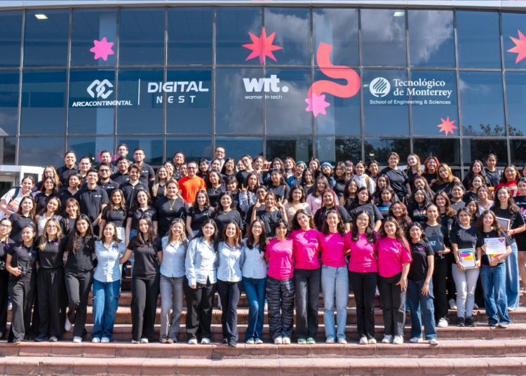 Arca Continental y el ITESM impulsan innovación estudiantil a través de Hack4Her