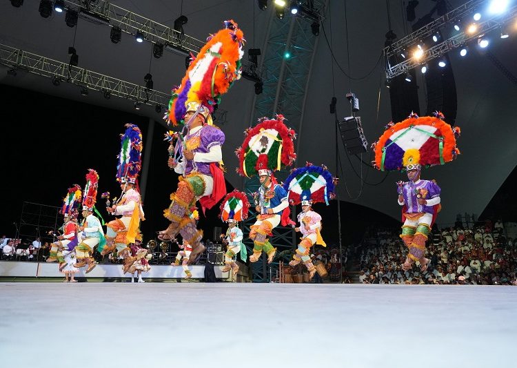 Rompe récords Guelaguetza 2025 con el arribo de 143 mil turistas y derrama de 635 mdp