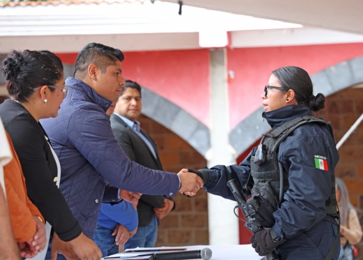 Contrata gobierno municipal de Cuautlancingo seguro de vida para elementos policiacos