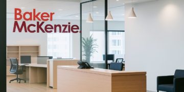 Baker McKenzie impulsa el liderazgo femenino: 47 por ciento de los nuevos socios son mujeres
