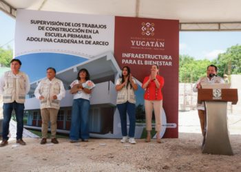 Gobierno de Yucatán reconstruye primaria en la colonia Azcorra