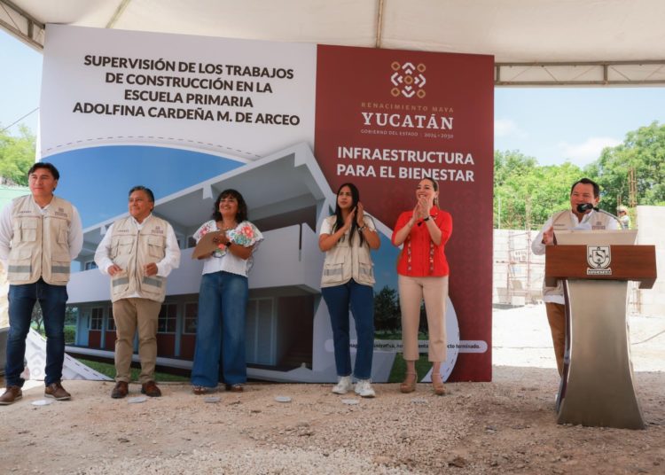 Gobierno de Yucatán reconstruye primaria en la colonia Azcorra
