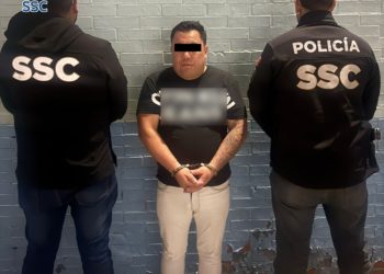 Cumplimentan órdenes judiciales contra dos internos por fraude y asociación delictuosa en Chalco