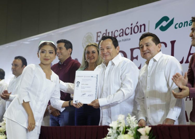 Más de 1,500 estudiantes concluyen estudios en el Conalep Yucatán