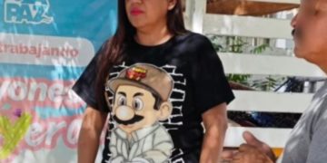 Regidora de La Paz viste camiseta alusiva a “El Chapo” Guzmán