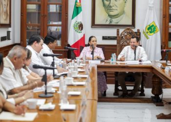 Instalan Mesa Estatal del programa “Salud casa por casa” en Yucatán