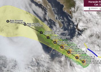Flossie se intensifica a huracán categoría 2 frente a Michoacán, Jalisco y Colima