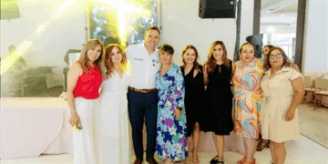 ¡Fíjate en tu secretaria! Reconoce alcalde Bonilla a las secretarias que laboran en el Municipio