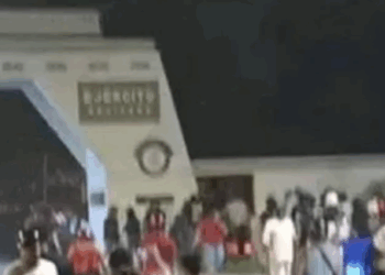 Queman garita de Sedena en Cozumel, tras acusar a militar de violar a niña