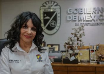 Cancelan visa a esposo de alcaldesa en Mexicali, medios locales aseguran que también a la presidenta municipal