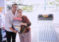 Entrega Felifer Macías calentadores solares del programa “Tu Vivienda en Acción”