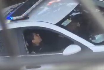 Captan a policías de la CDMX realizando actos sexuales en una patrulla; SSC ya investiga