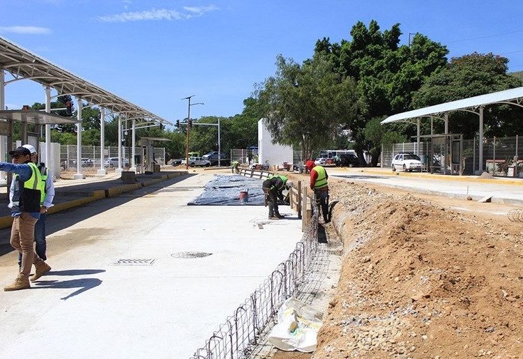 Rehabilitan y modernizan terminales del BinniBus en Oaxaca
