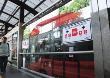 Estación Ciudad de los Deportes del Metrobús dice adiós al toro de lidia con banderillas en su iconografía