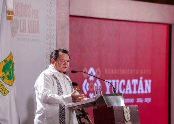 Gobierno de Yucatán despliega operativo para atender marea roja