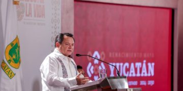 Gobierno de Yucatán despliega operativo para atender marea roja