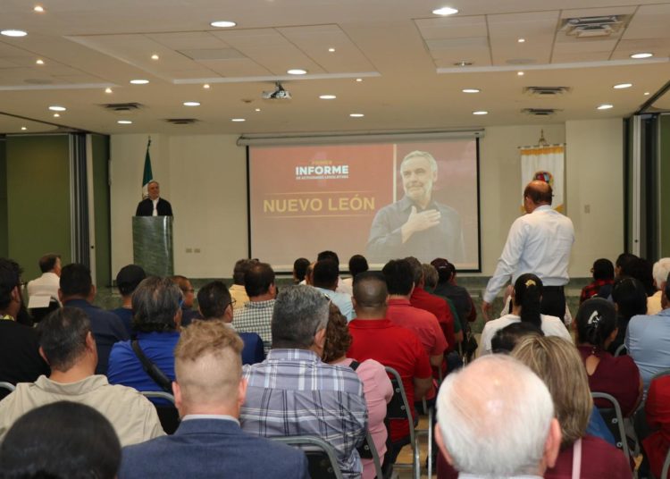 Ramírez Cuéllar presenta informe legislativo en Monterrey y plantea transformación del sistema político