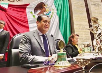 Vive México momentos de grandeza política: Sergio Gutiérrez Luna