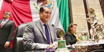 Vive México momentos de grandeza política: Sergio Gutiérrez Luna