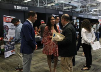 Michelin y Gobierno de Querétaro activan plan de transición laboral para 480 colaboradores ante cierre de planta en 2025