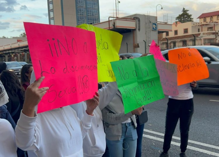 Trabajadoras sexuales vuelven a bloquear Calzada de Tlalpan porque ciclovía vulnera su zona de trabajo e ingresos
