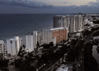 Apagón paraliza a 2.2 millones de personas en 3 estados de la Península de Yucatán