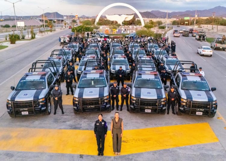 Fortalece Milena Quiroga seguridad en La Paz con entrega de 21 patrullas nuevas